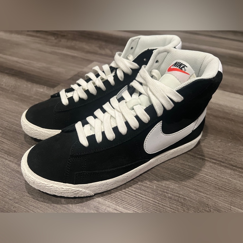 Nike Blazer Mid, Grade School size 6